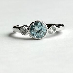Sky Blue Topaz Sterling Silver Ring Size 6